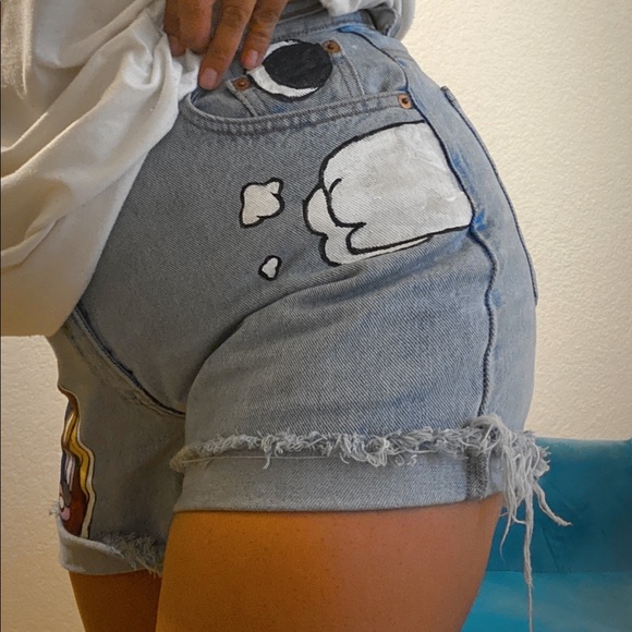 Levi’s Reworked Jean Shorts 🪡🧶 - Picture 4 of 4
